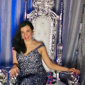 Meet your Posher, Daniela